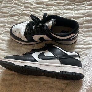 Nike Panda Dunks